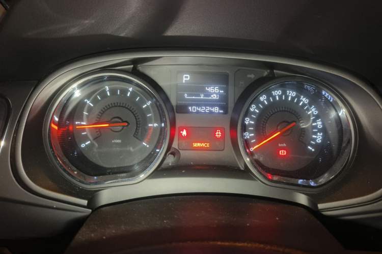 Used Citroen C3-XR 2015 1.6L Automatic Pioneer Model Odometer Close Up