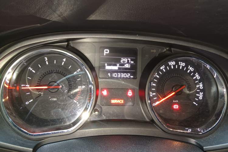 Used Citroen C3-XR 2015 1.6L Automatic Pioneer Model Odometer Close Up