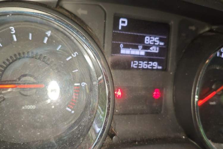 Used Citroen C3-XR 2015 1.6L Automatic Pioneer Model Odometer Close Up