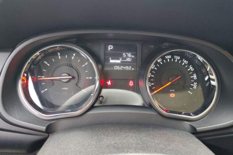 Used Citroen C3-XR 2015 1.6L Automatic Pioneer Model Odometer Close Up