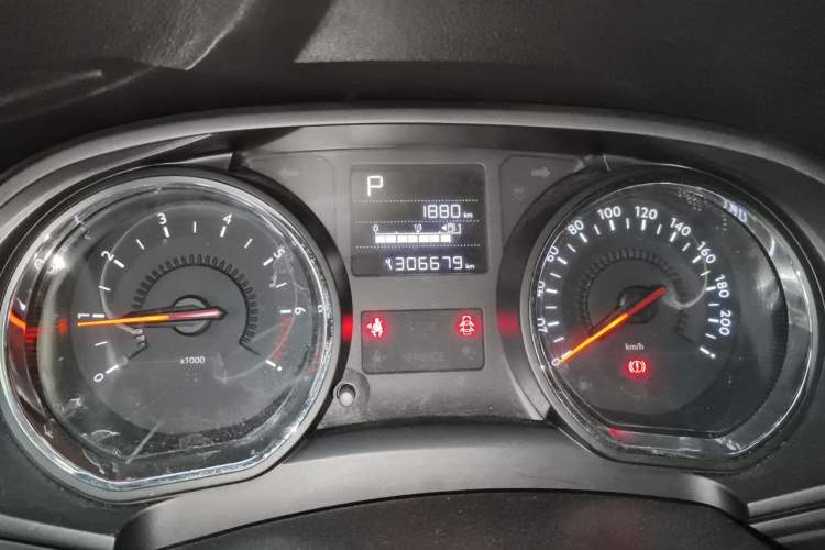 Used Citroen C3-XR 2015 1.6L Automatic Pioneer Model Odometer Close Up