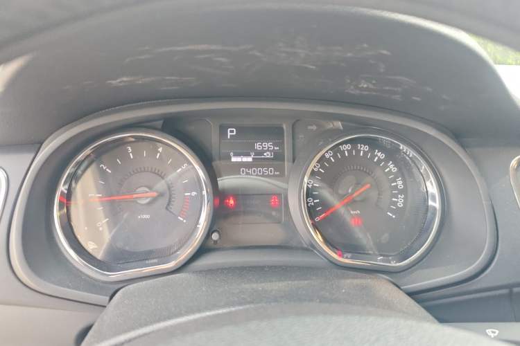 Used Citroen C3-XR 2015 1.6THP Automatic Pioneer Model Odometer Close Up