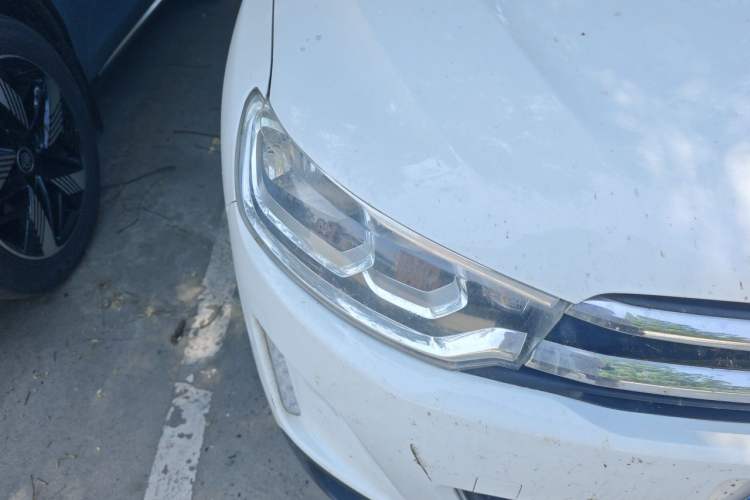 Used Citroen C3-XR 2015 1.6L Automatic Pioneer Model Right Front Headlight