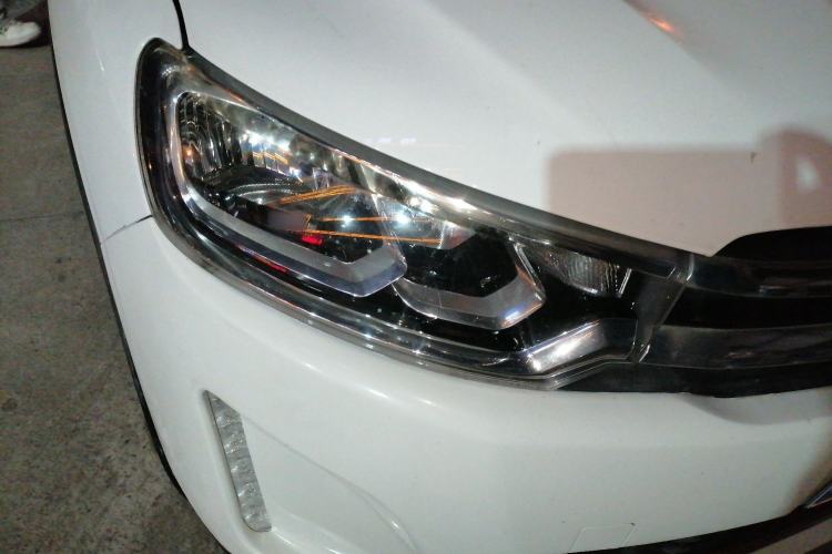 Used Citroen C3-XR 2015 1.6L Automatic Pioneer Model Right Front Headlight