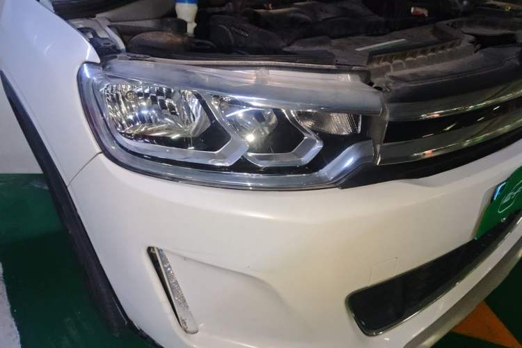 Used Citroen C3-XR 2015 1.6L Automatic Smart Version Right Front Headlight