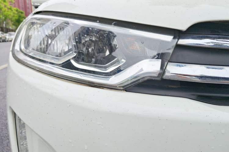 Used Citroen C3-XR 2015 1.6L Manual Pioneer Model Right Front Headlight