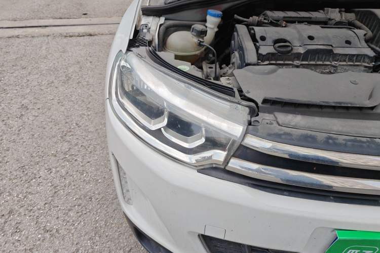 Used Citroen C3-XR 2015 1.6L Manual Pioneer Model Right Front Headlight