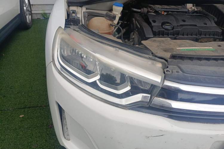 Used Citroen C3-XR 2015 1.6L Manual Pioneer Model Right Front Headlight