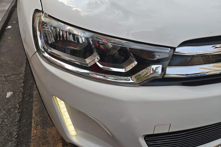 Used Citroen C3-XR 2015 1.6THP Automatic Flagship Model Right Front Headlight