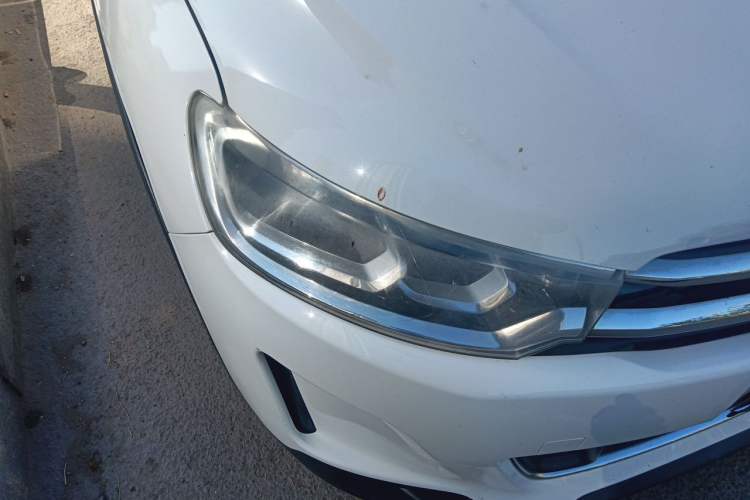 Used Citroen C3-XR 2015 1.6L Automatic Fashion Model Right Front Headlight
