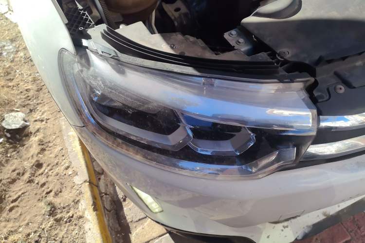 Used Citroen C3-XR 2015 1.6L Manual Pioneer Model Right Front Headlight