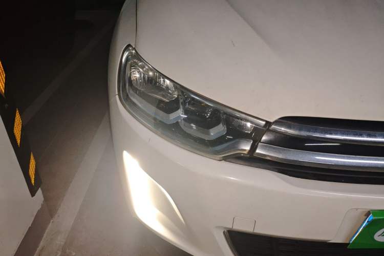Used Citroen C3-XR 2015 1.6THP Automatic Smart Model Right Front Headlight