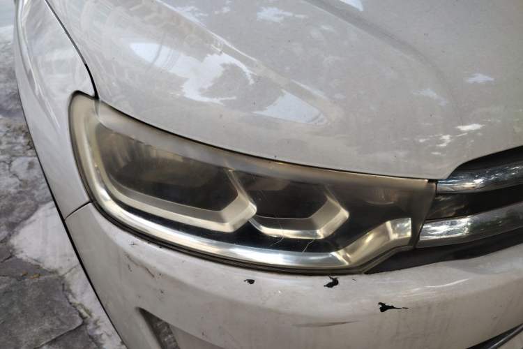 Used Citroen C3-XR 2015 1.6THP Automatic Pioneer Model Right Front Headlight