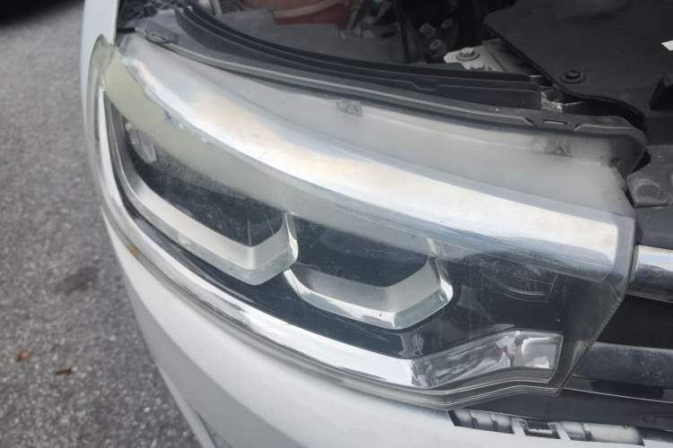 Used Citroen C3-XR 2015 1.6L Automatic Pioneer Model Right Front Headlight