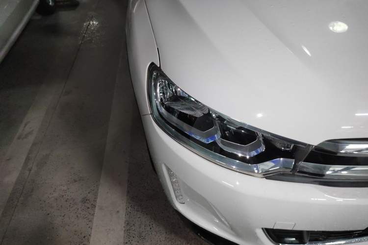 Used Citroen C3-XR 2015 1.6L Automatic Pioneer Model Right Front Headlight