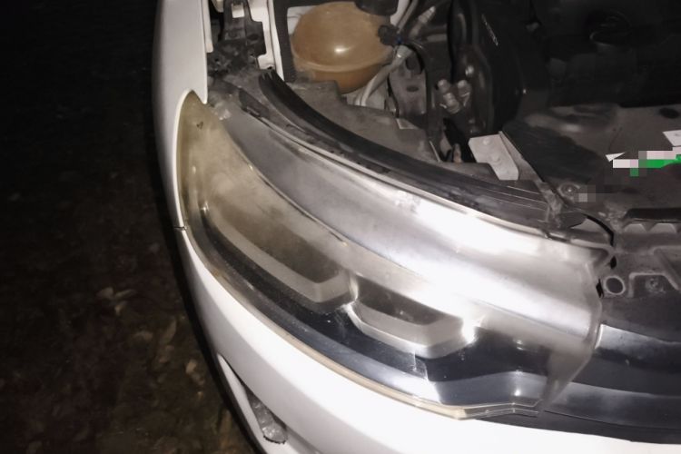 Used Citroen C3-XR 2015 1.6L Automatic Pioneer Model Right Front Headlight