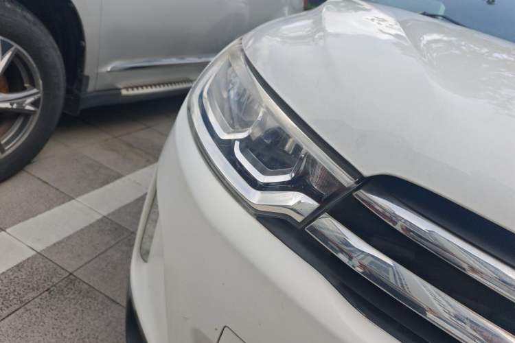 Used Citroen C3-XR 2015 1.6L Manual Pioneer Model Right Front Headlight