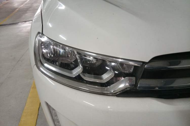 Used Citroen C3-XR 2015 1.6L Manual Pioneer Model Right Front Headlight