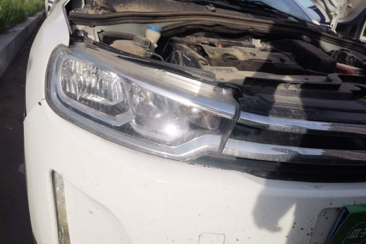 Used Citroen C3-XR 2015 1.6L Automatic Smart Version Right Front Headlight