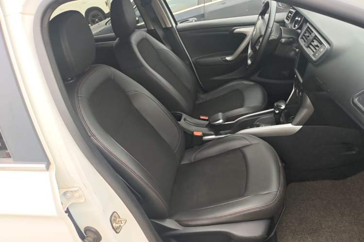 Used Citroen C3-XR 2015 1.6L Automatic Pioneer Model Right Front Seat