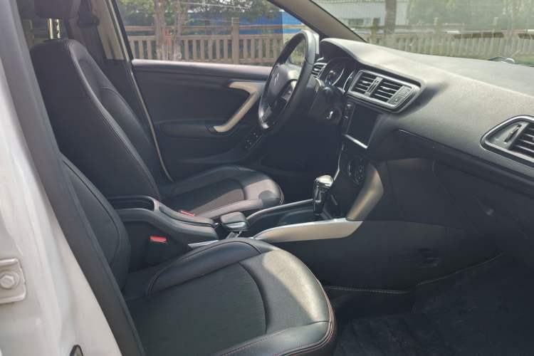 Used Citroen C3-XR 2015 1.6L Automatic Pioneer Model Right Front Seat