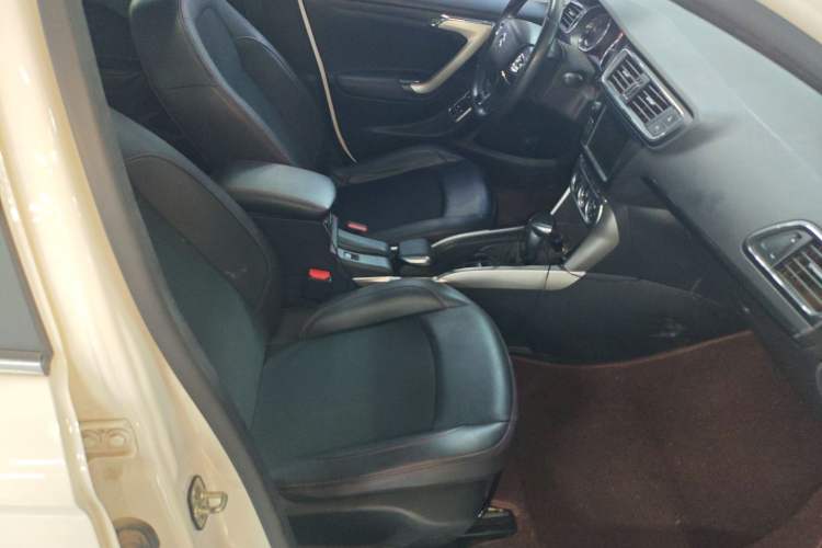 Used Citroen C3-XR 2015 1.6L Automatic Smart Version Right Front Seat