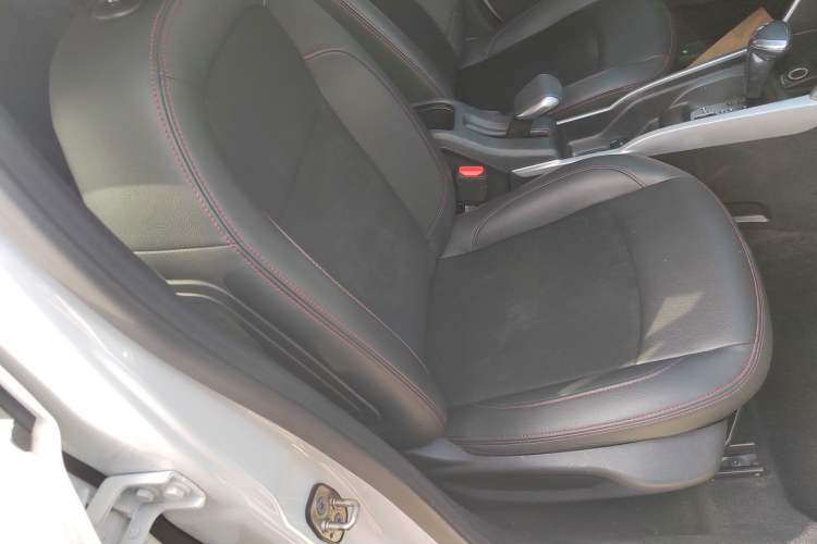 Used Citroen C3-XR 2015 1.6L Automatic Smart Version Right Front Seat