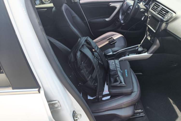 Used Citroen C3-XR 2015 1.6L Automatic Pioneer Model Right Front Seat