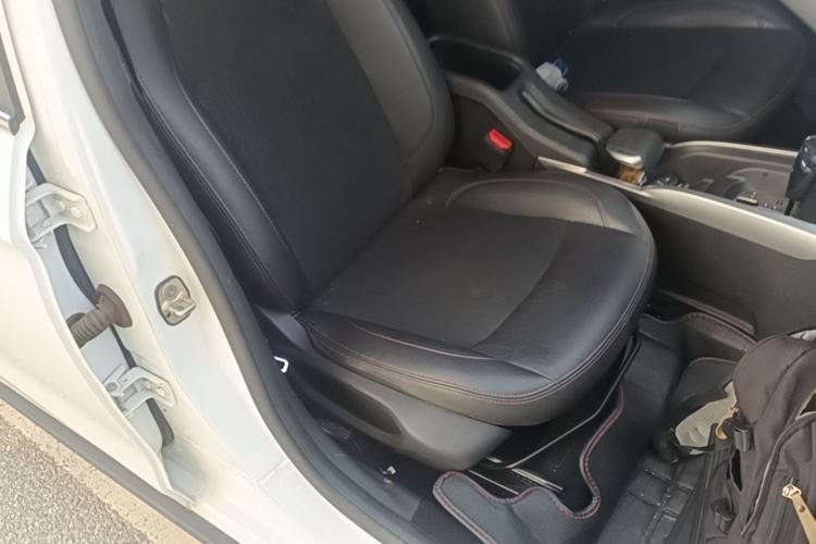 Used Citroen C3-XR 2015 1.6L Automatic Smart Version Right Front Seat