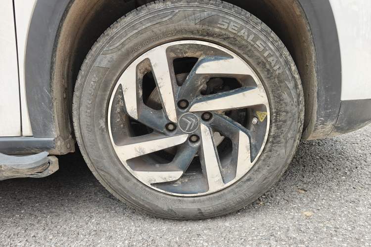 Used Citroen C3-XR 2015 1.6L Manual Pioneer Model Right Front Wheel Hub