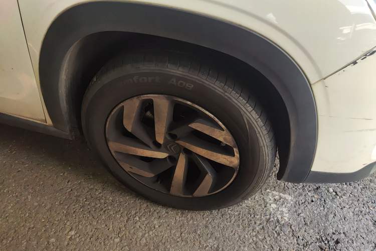 Used Citroen C3-XR 2015 1.6L Automatic Pioneer Model Right Front Wheel Hub