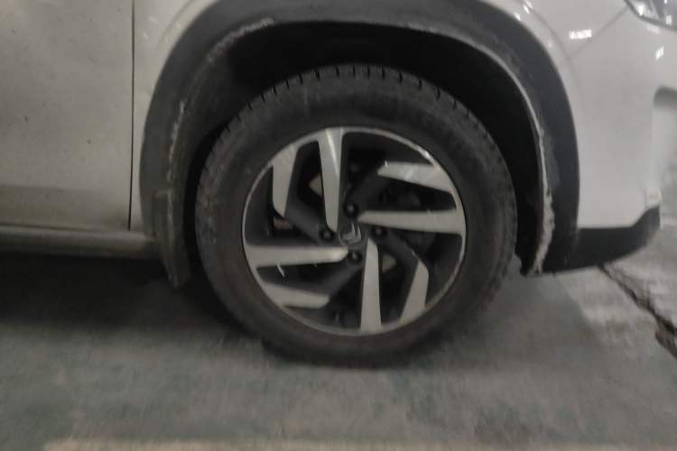 Used Citroen C3-XR 2015 1.6L Manual Pioneer Model Right Front Wheel Hub