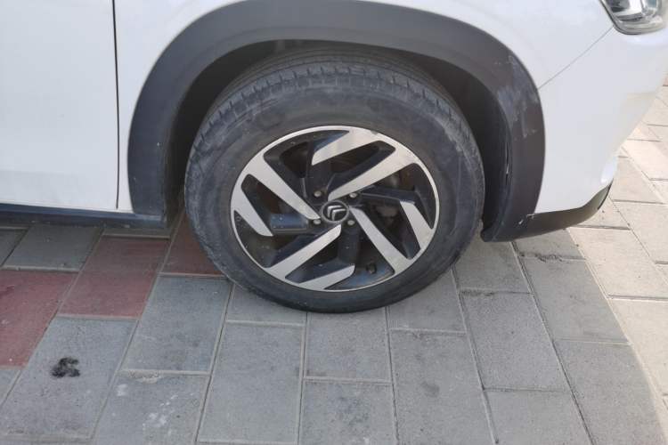 Used Citroen C3-XR 2015 1.6L Manual Pioneer Model Right Front Wheel Hub