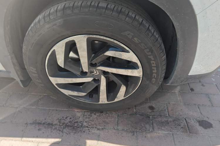 Used Citroen C3-XR 2015 1.6THP Automatic Smart Model Right Front Wheel Hub