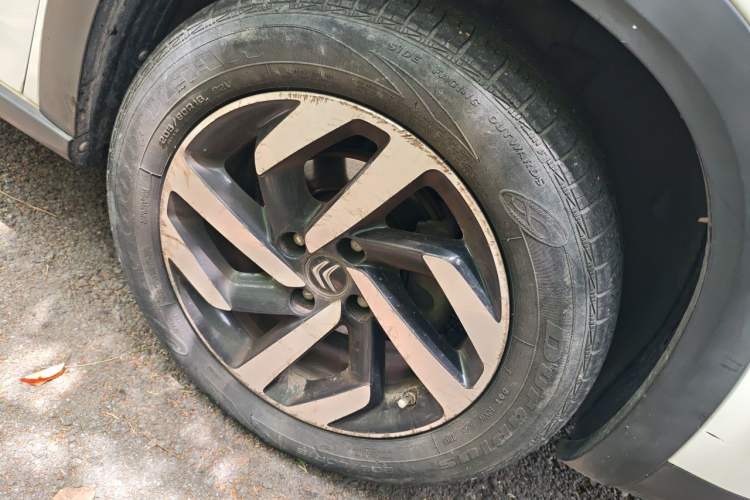 Used Citroen C3-XR 2015 1.6L Automatic Smart Version Right Front Wheel Hub