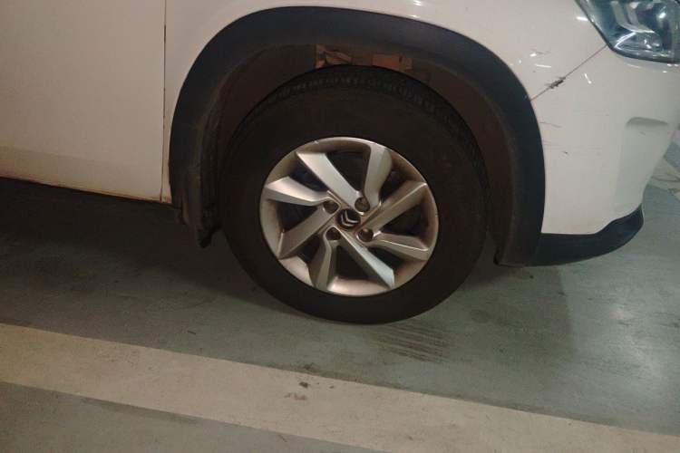 Used Citroen C3-XR 2015 1.6L Automatic Fashion Model Right Front Wheel Hub