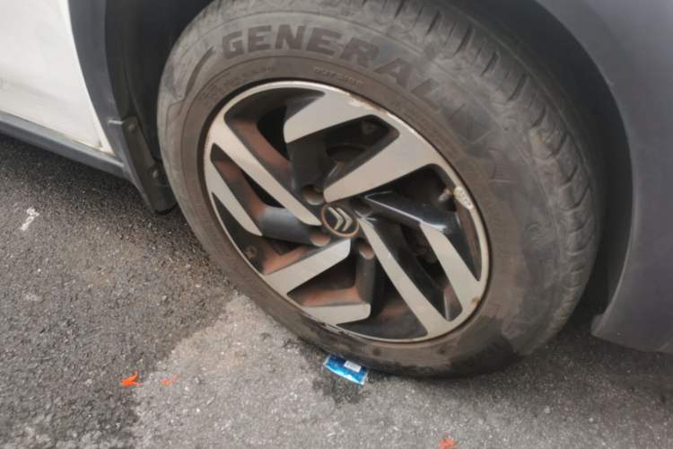 Used Citroen C3-XR 2015 1.6L Automatic Pioneer Model Right Front Wheel Hub