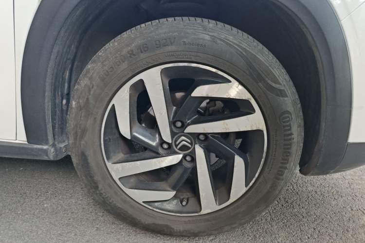 Used Citroen C3-XR 2015 1.6L Manual Pioneer Model Right Front Wheel Hub