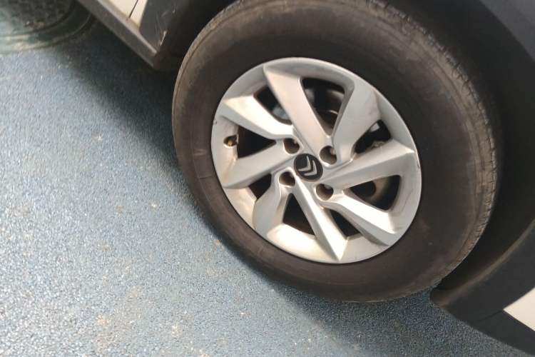 Used Citroen C3-XR 2015 1.6L Manual Fashion Edition Right Front Wheel Hub