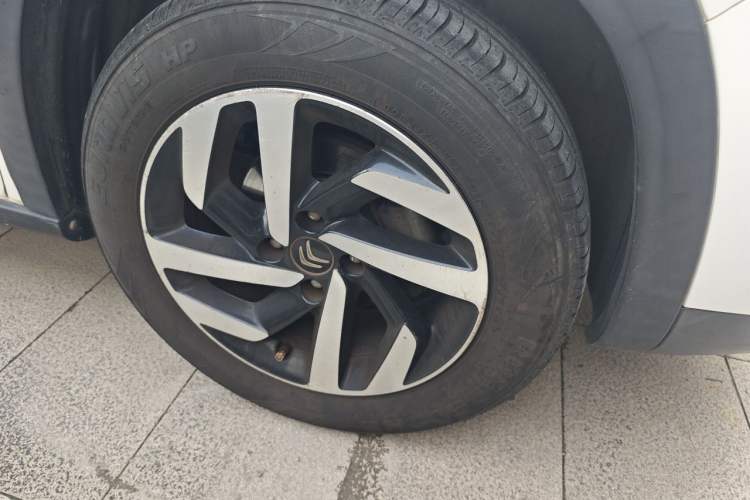 Used Citroen C3-XR 2015 1.6L Manual Pioneer Model Right Front Wheel Hub