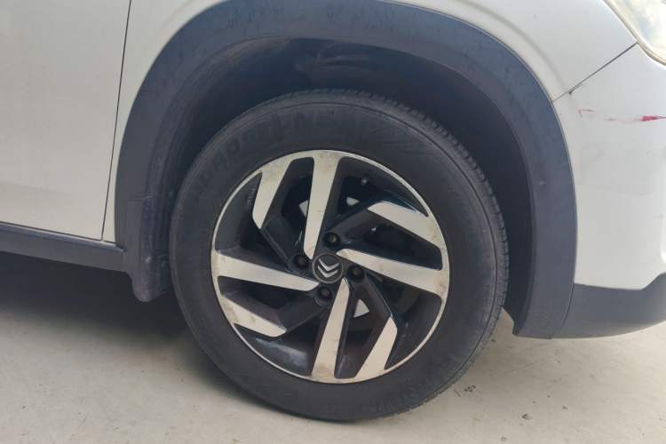 Used Citroen C3-XR 2015 1.6L Automatic Pioneer Model Right Front Wheel Hub