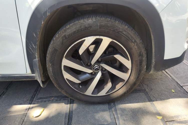 Used Citroen C3-XR 2015 1.6THP Automatic Pioneer Model Right Front Wheel Hub