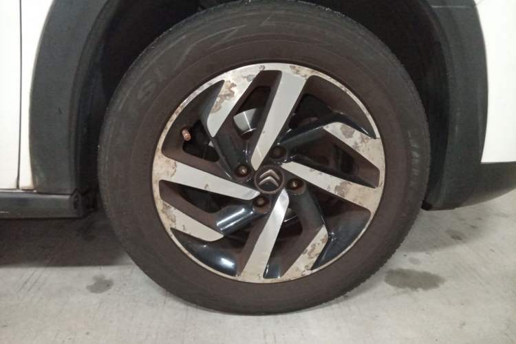 Used Citroen C3-XR 2015 1.6L Manual Pioneer Model Right Front Wheel Hub