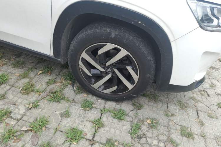 Used Citroen C3-XR 2015 1.6L Automatic Pioneer Model Right Front Wheel Hub