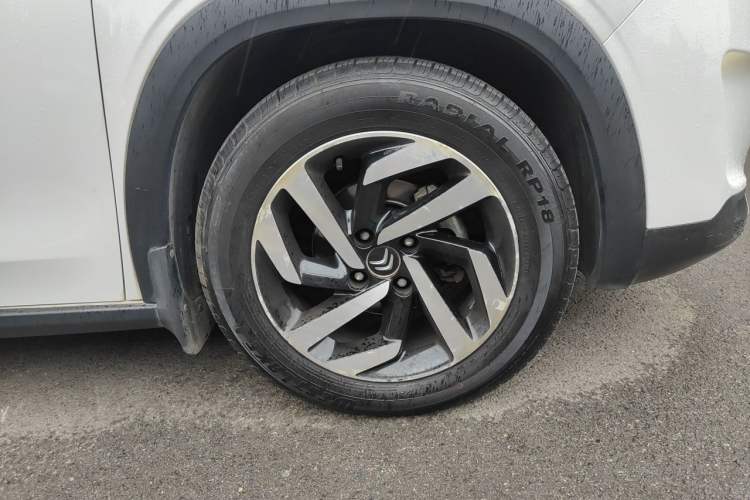 Used Citroen C3-XR 2015 1.6L Automatic Pioneer Model Right Front Wheel Hub
