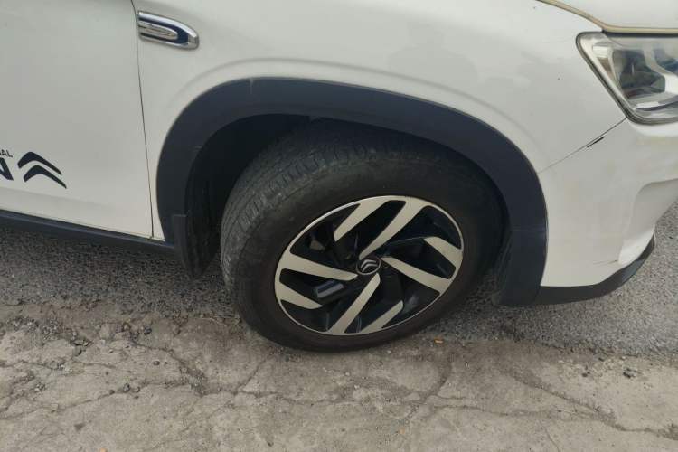 Used Citroen C3-XR 2015 1.6L Manual Pioneer Model Right Front Wheel Hub