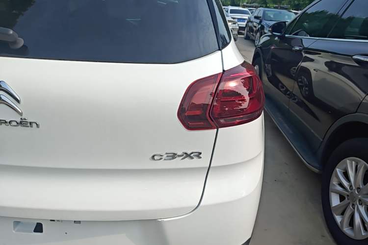 Used Citroen C3-XR 2015 1.6L Automatic Pioneer Model Right Rear Taillight