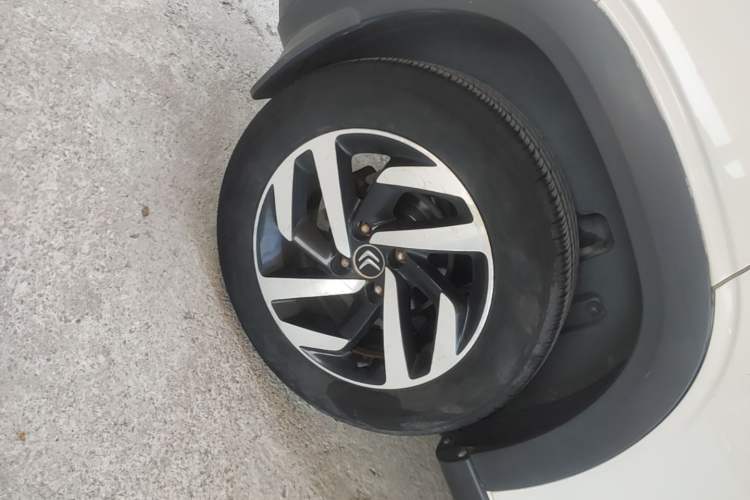 Used Citroen C3-XR 2015 1.6L Manual Pioneer Model Right Rear Wheel Hub