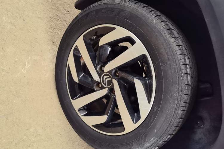 Used Citroen C3-XR 2015 1.6L Automatic Pioneer Model Right Rear Wheel Hub