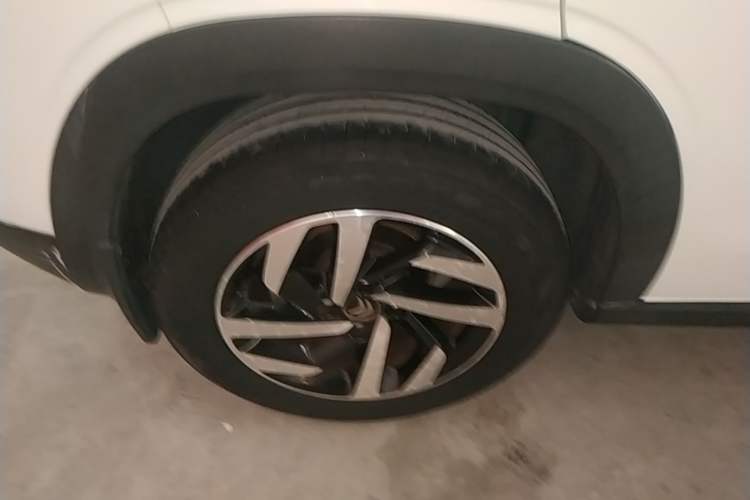 Used Citroen C3-XR 2015 1.6L Automatic Pioneer Model Right Rear Wheel Hub